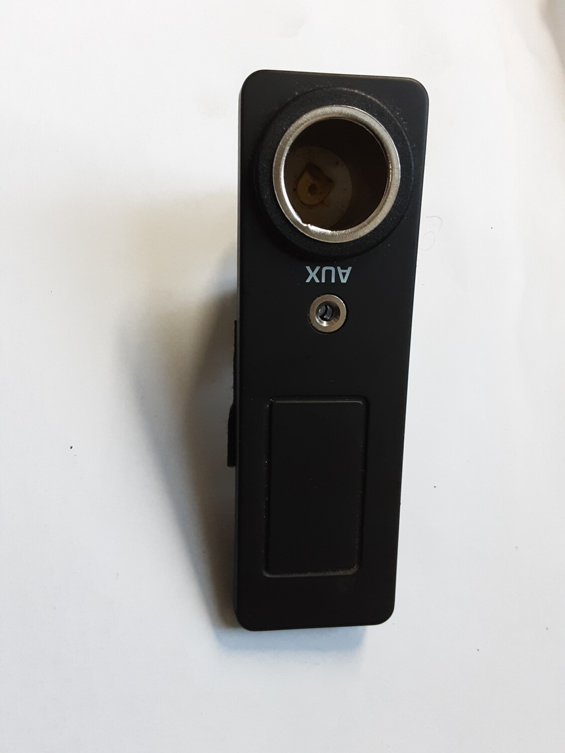 JAGUAR XF POWER PORT AUX JACK SOCKET 8X23 19C166 BA