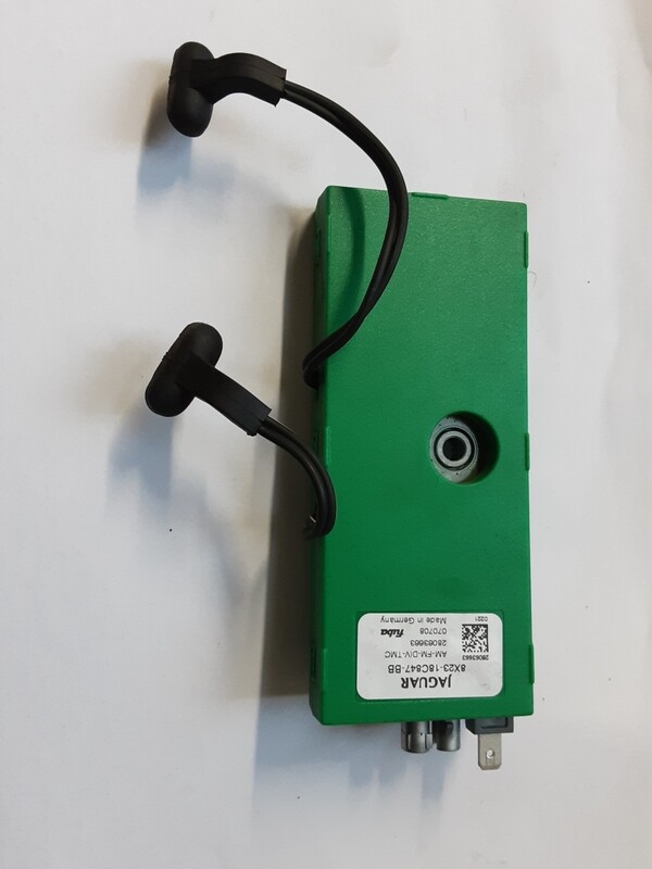 JAGUAR XF AERIAL ANTENNA AMPLIFIER MODULE 8X23 18C847 BB