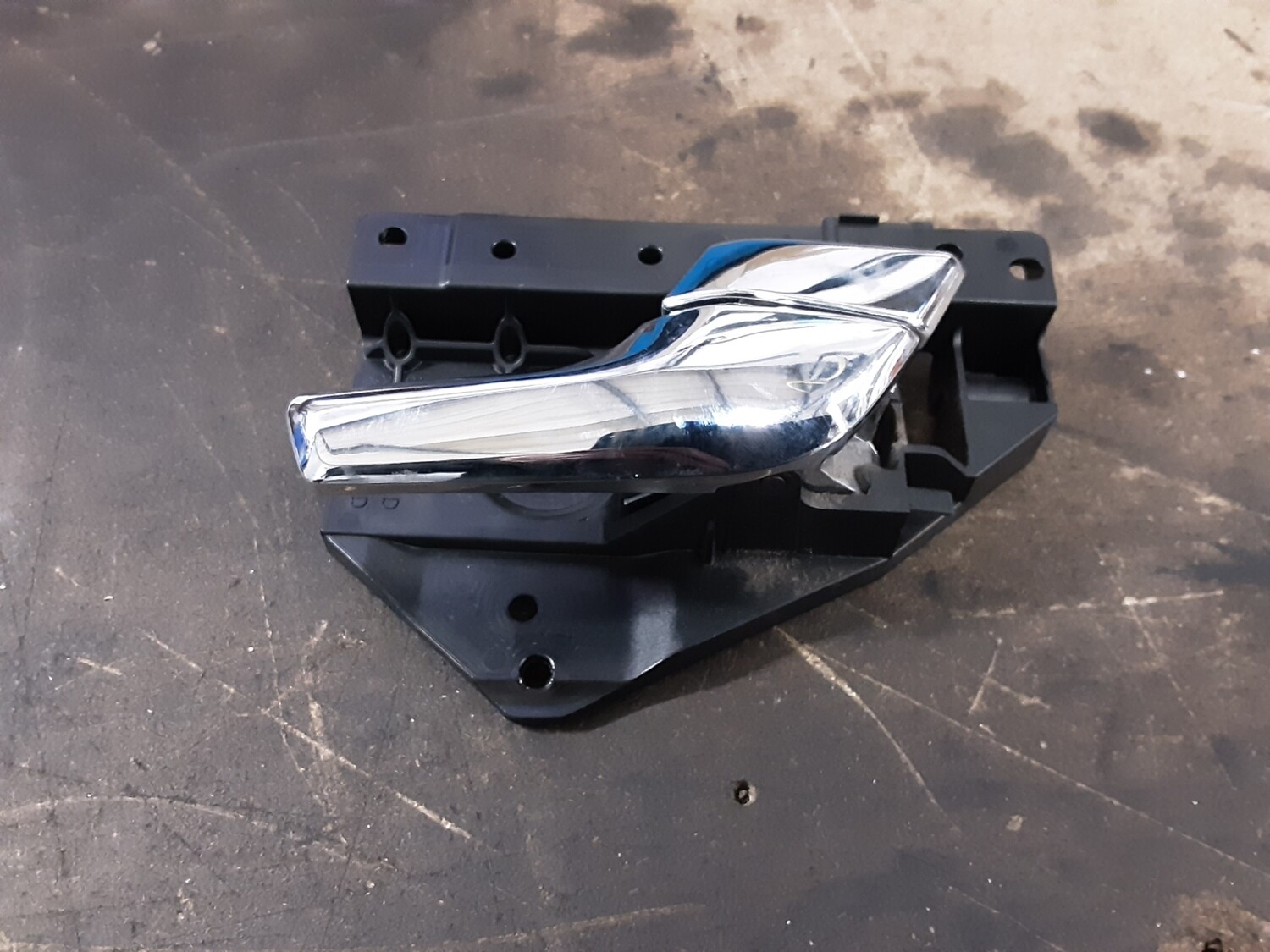 JAGUAR XF OSF DRIVERS FRONT INNER DOOR HANDLE 8X23 22600 AD