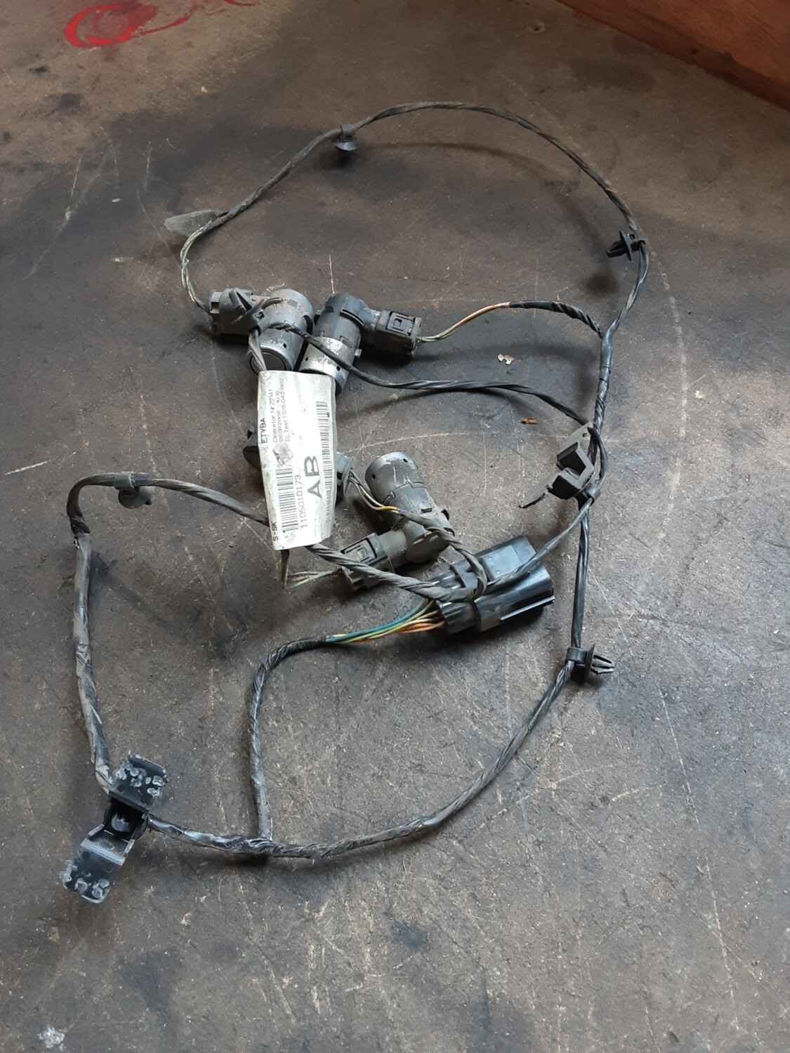 JAGUAR XF REAR PARKING SENSOR WIRING LOOM 8X2T 15B484 AB
