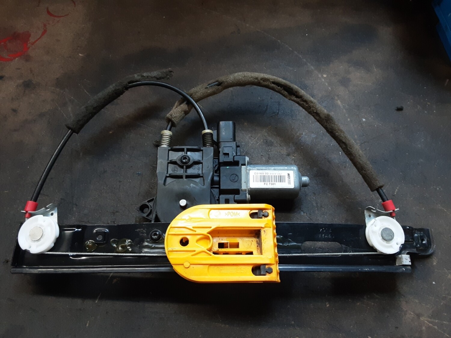 JAGUAR XF 2008 NSR PASSENGER REAR WINDOW REGULATOR 8X23 F27001 AC
