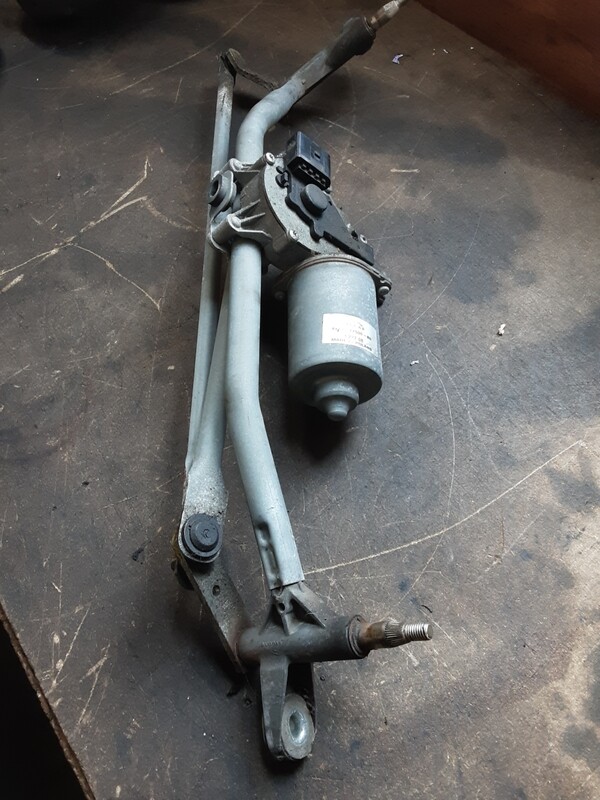 JAGUAR XF 2009 FRONT WIPER MOTOR  WITH LINKAGE 8X23 17500 BD