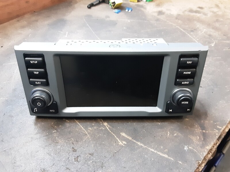 RANGE ROVER L322 SAT NAV MULTIMEDIA SCREEN 8H42 10E889 AB
