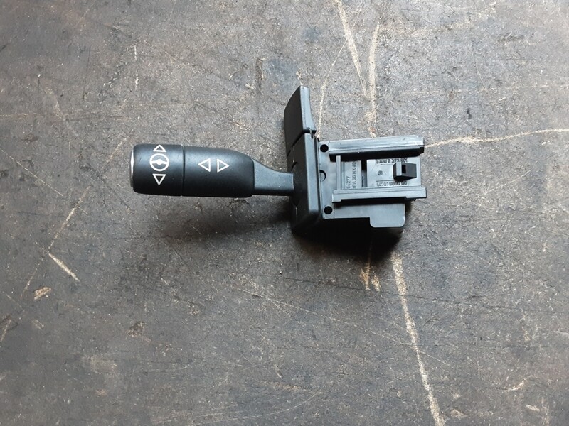 RANGE ROVER L322 STEERING WHEEL ADJUSTMENT SWITCH 613169017770
