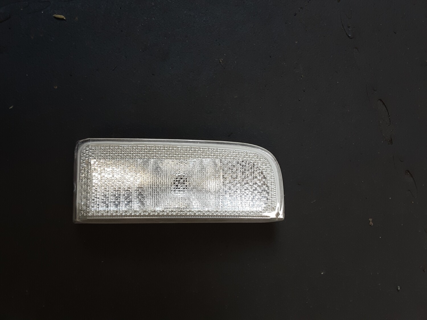 RANGE ROVER L322 DRIVERS SIDE REAR REVERSE LIGHT XFD000043