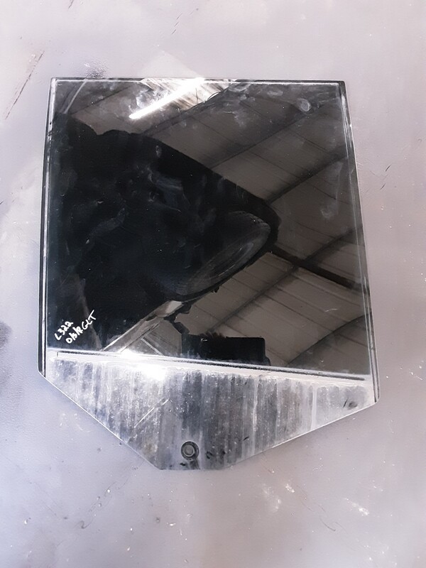 RANGE ROVER L322 OSR WINDOW GLASS TINTED