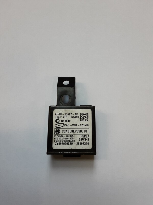 LAND ROVER DISCOVERY 4 3.0 KEYLESS CONTROL MODULE AH4N 15607 AD