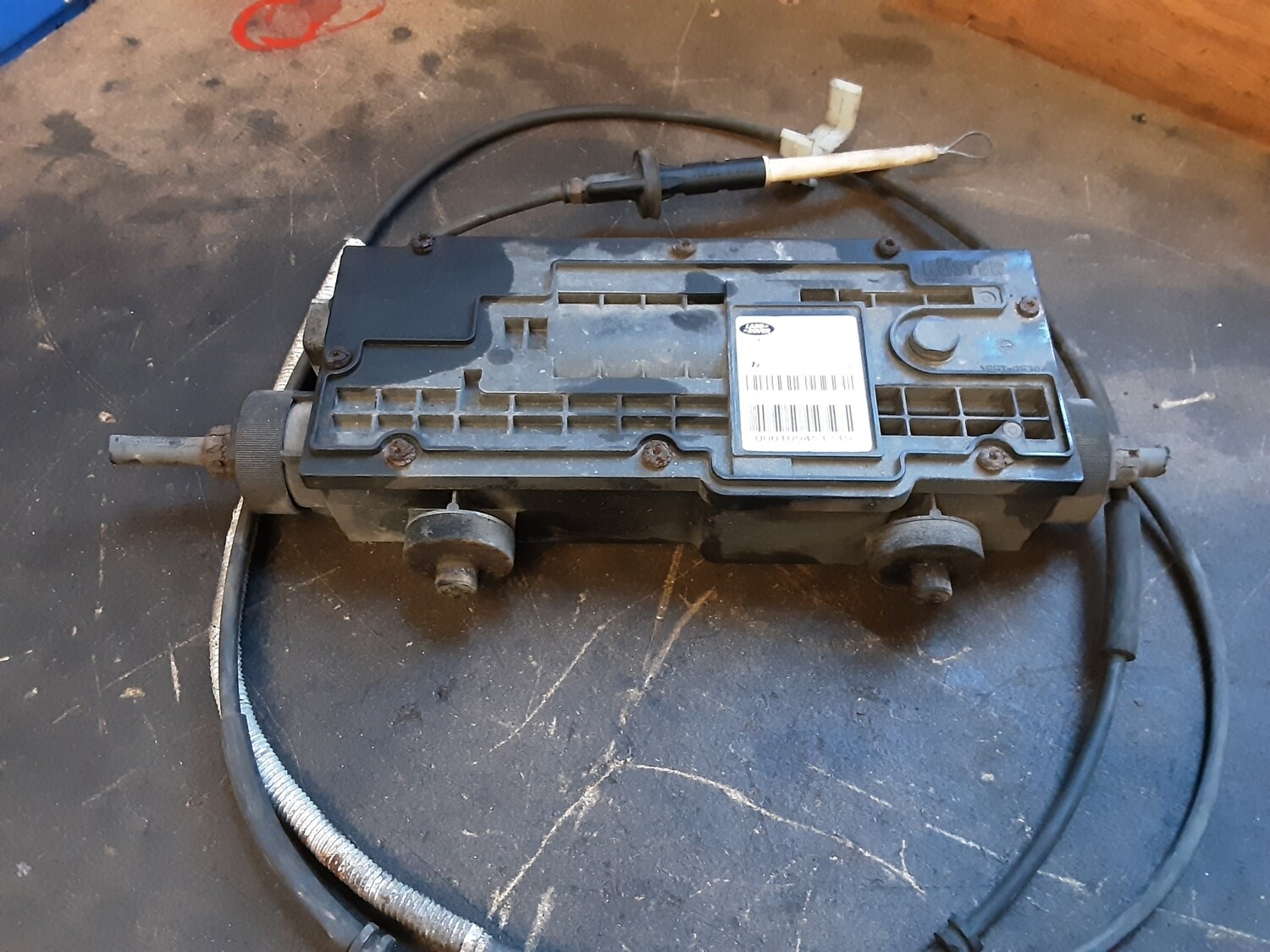LAND ROVER DISCOVERY 4 3.0 HANDBRAKE PARKING MODULE ACTUATOR MOTOR ONLY AH22 2C496 AD