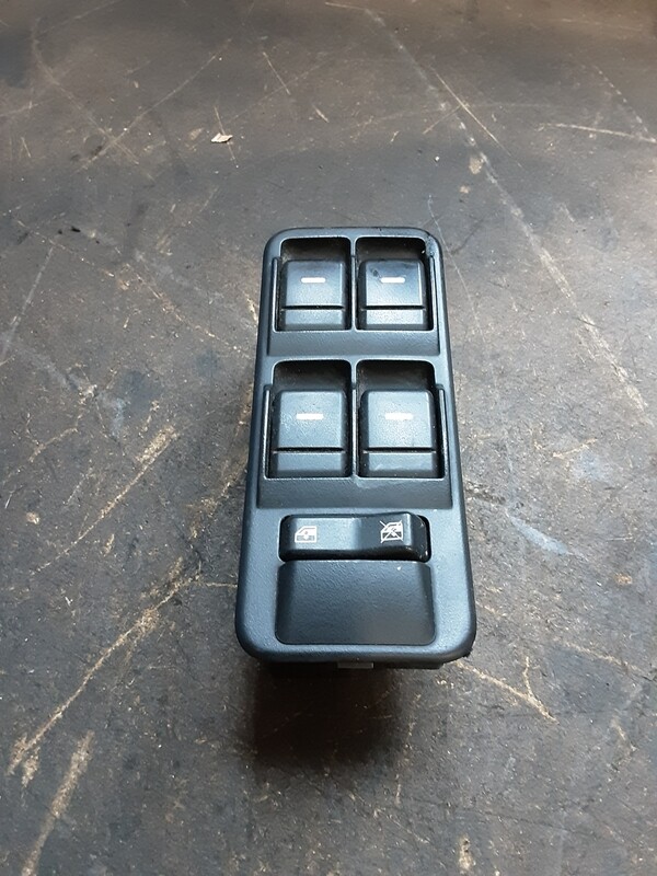 RANGE ROVER SPORT DISCOVERY 3 2.7 DRIVERS WINDOW SWITCHES YUD501540PVJ