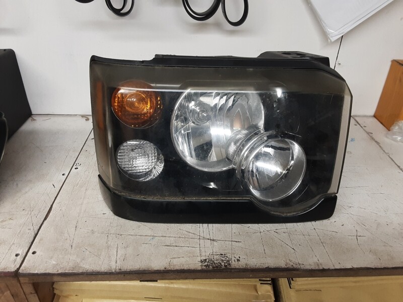 LAND ROVER DISCOVERY 2 RH DRIVERS SIDE HEADLIGHT XBC000801