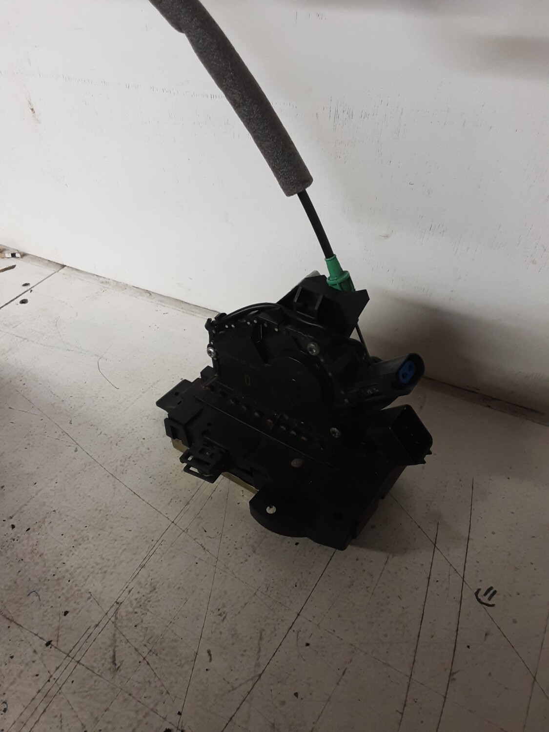 JAGUAR X TYPE PASSENGER REAR NSR LATCH MECHANISM 1X43 26555 AH