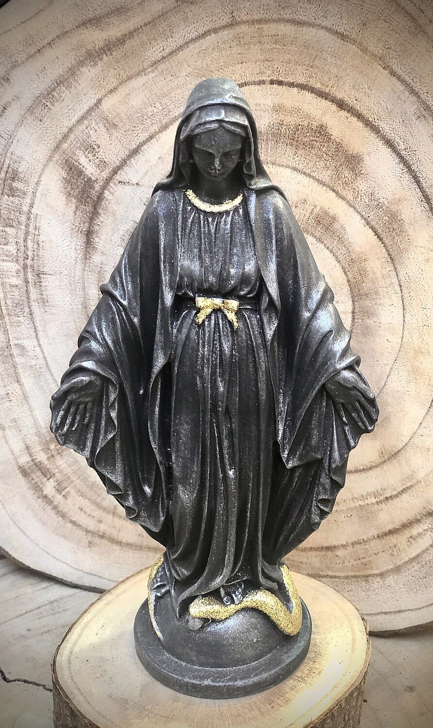 Madonna In Piedi