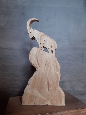 Figurines artisanales en bois - Bouquetin & Aigle de montagne - Pièces décoratives naturelles et authentiques