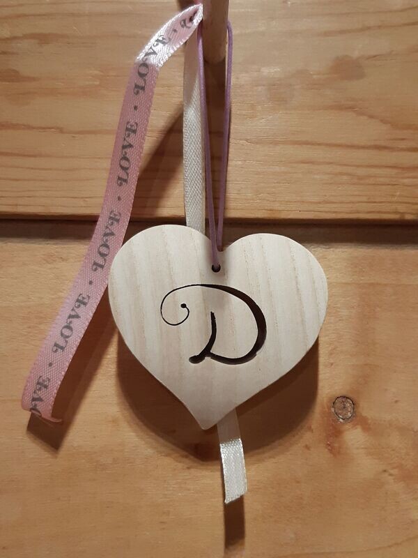 Coeurs en bois - porte clé - déco de sac