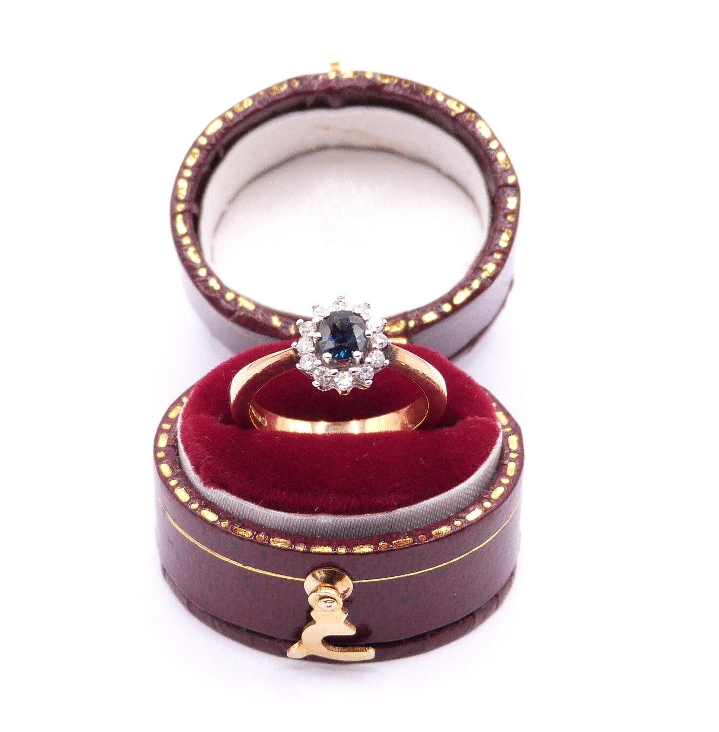 18ct Yellow Gold Diamond & Sapphire Cluster Ring (Pre Owned)