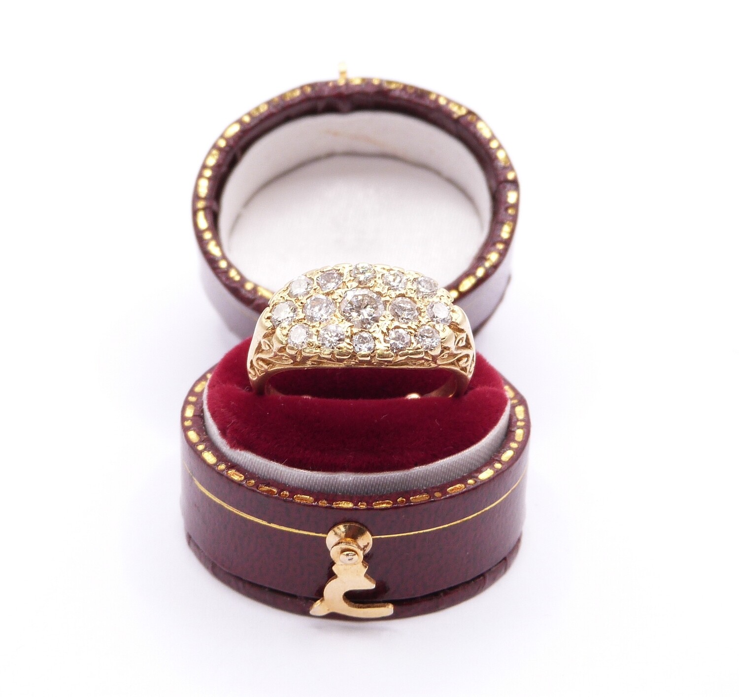 18ct Yellow Gold Diamond Boat Shape Ring (Pre Owned)