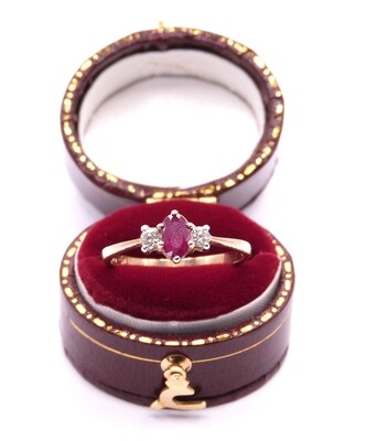 9ct Yellow Gold Ruby & Diamond Trilogy Ring (Pre Owned)