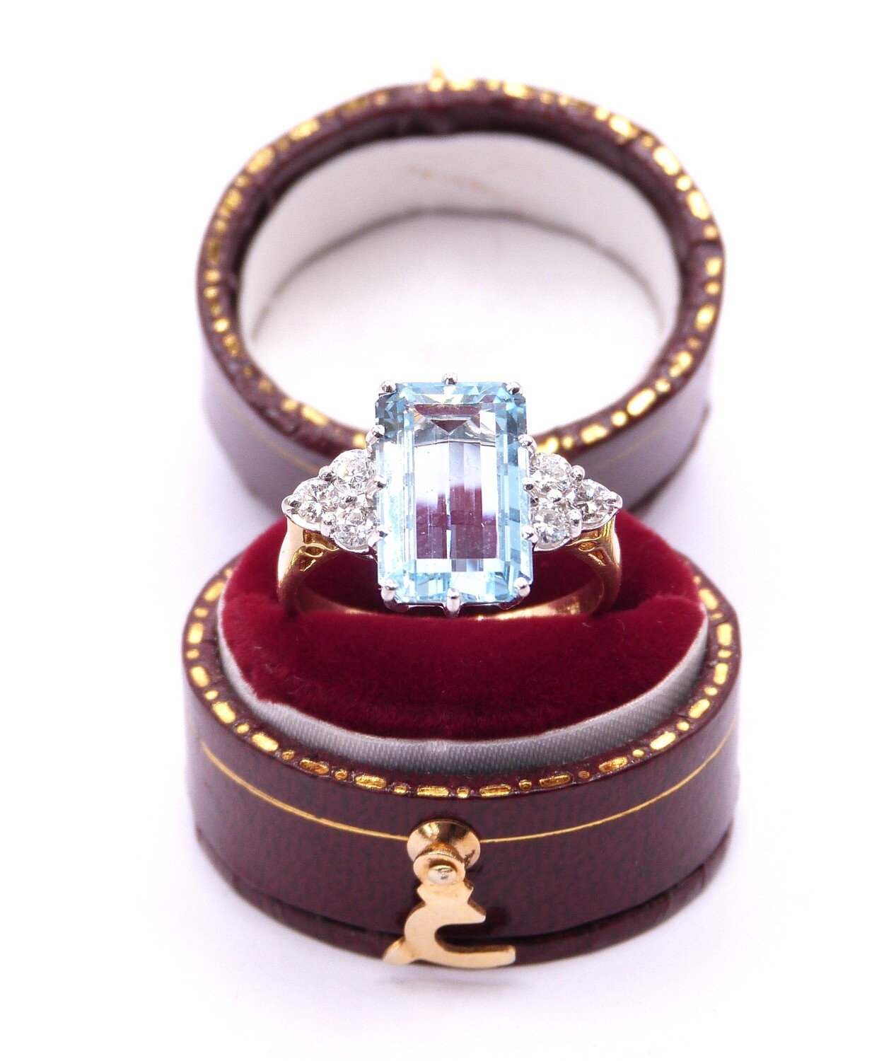 18ct Yellow Gold & White Gold Aquamrine and Diamond Ring (Pre Owned)