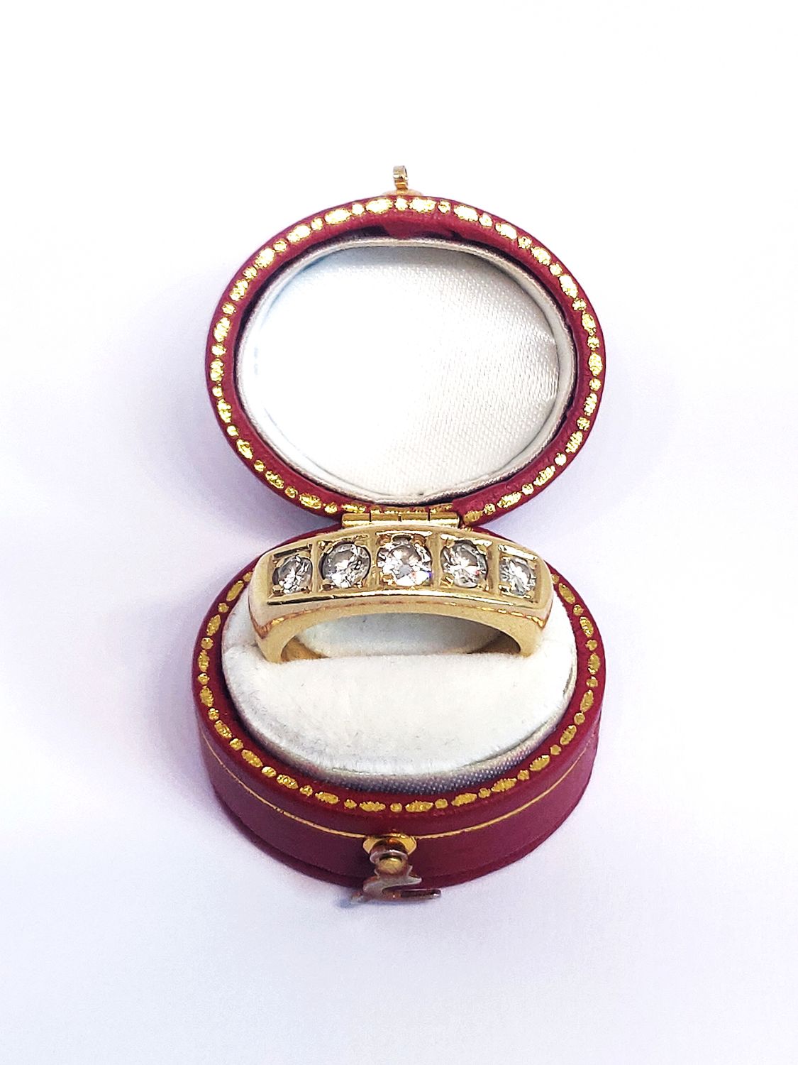 18ct Yellow Gold Gypsy Style 5 Stone Diamond Ring (Pre Owned)