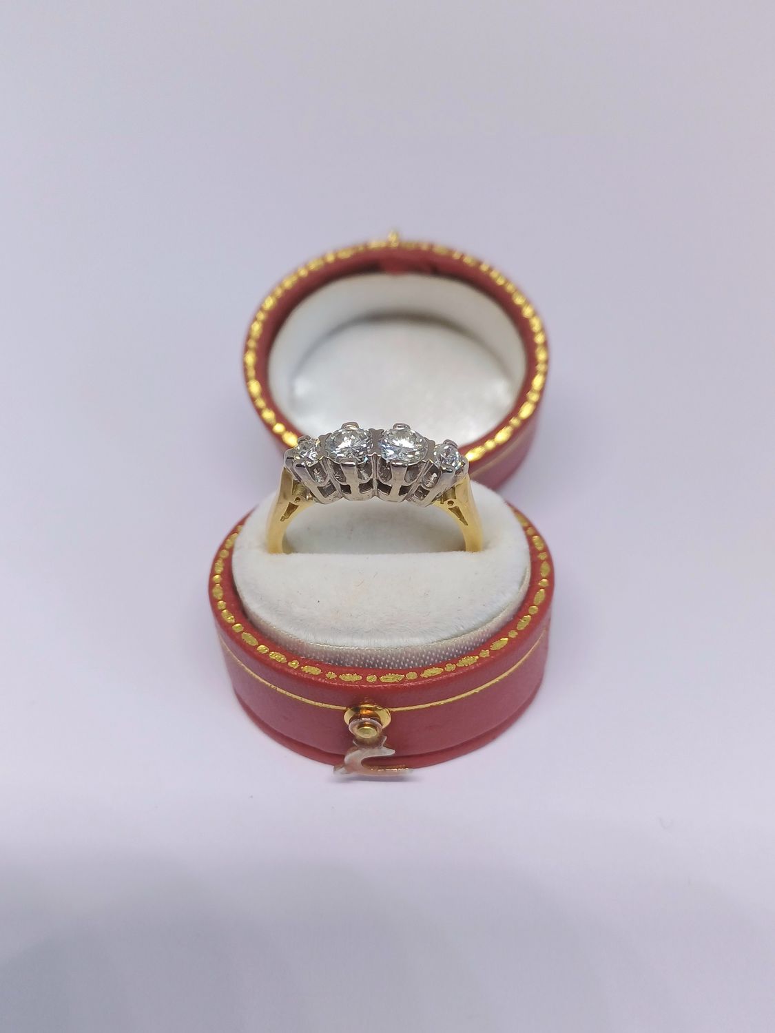 18ct Yellow Gold 4 Stone Diamond Ring (Pre Owned)