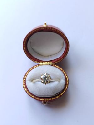 18CT Yellow Gold Diamond Solitaire Ring (Pre Owned)