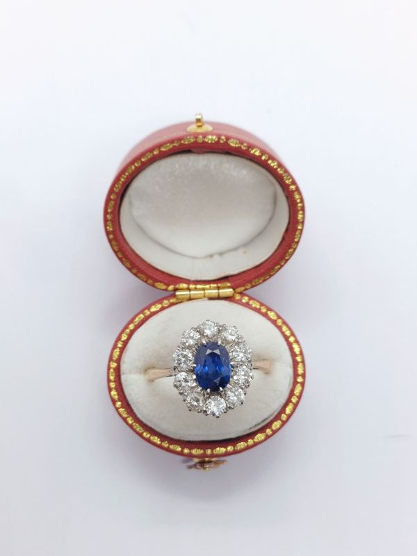 18CT Yellow Gold and Platinum Sapphire and Diamond Oval Cluster Ring  (Pre Owned)