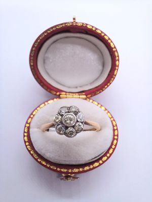 Victorian 18ct Gold & Platinum Diamond Daisy Cluster Ring (Pre Owned) Victorian 18ct Gold & Platinum Diamond Daisy Cluster Ring (Pre Owned)