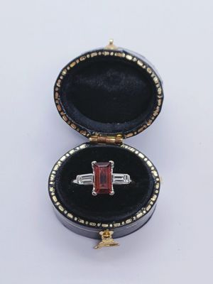 18CT White Gold and Platinum Tourmaline and Diamond Art Deco Ring (Pre Owned) 18CT White Gold and Platinum Tourmaline and Diamond Art Deco Ring (Pre Owned)