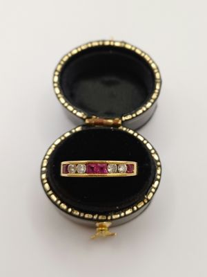 18ct Yellow Gold Ruby and Diamond ½ Eternity Ring (Pre loved) 18ct Yellow Gold Ruby and Diamond ½ Eternity Ring (Pre loved)