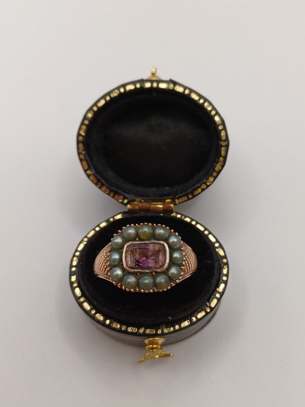 9ct Rose Gold Antique Memorial Ring set with Amethyst and Pearl