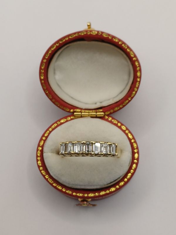 18 CT Yellow Gold Emerald Cut Diamond Half Eternity Ring (Pre Loved)