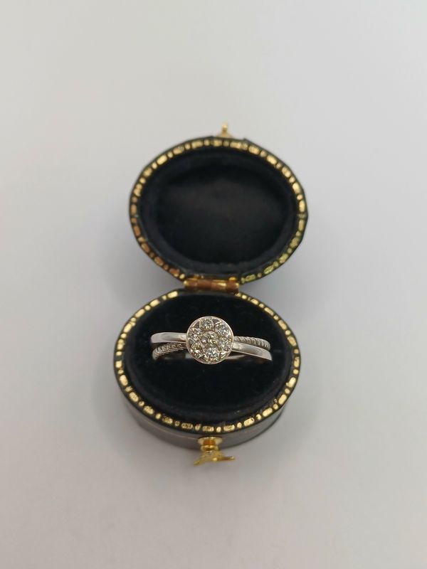 14CT White Gold Diamond Cluster with Double Fancy Band (Pre Owned)