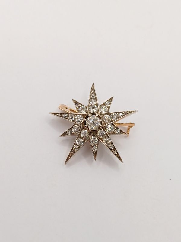 Beautiful 18ct Yelllow Gold Victorian Old Cut Diamond Starburst Brooch (Pre Owned)