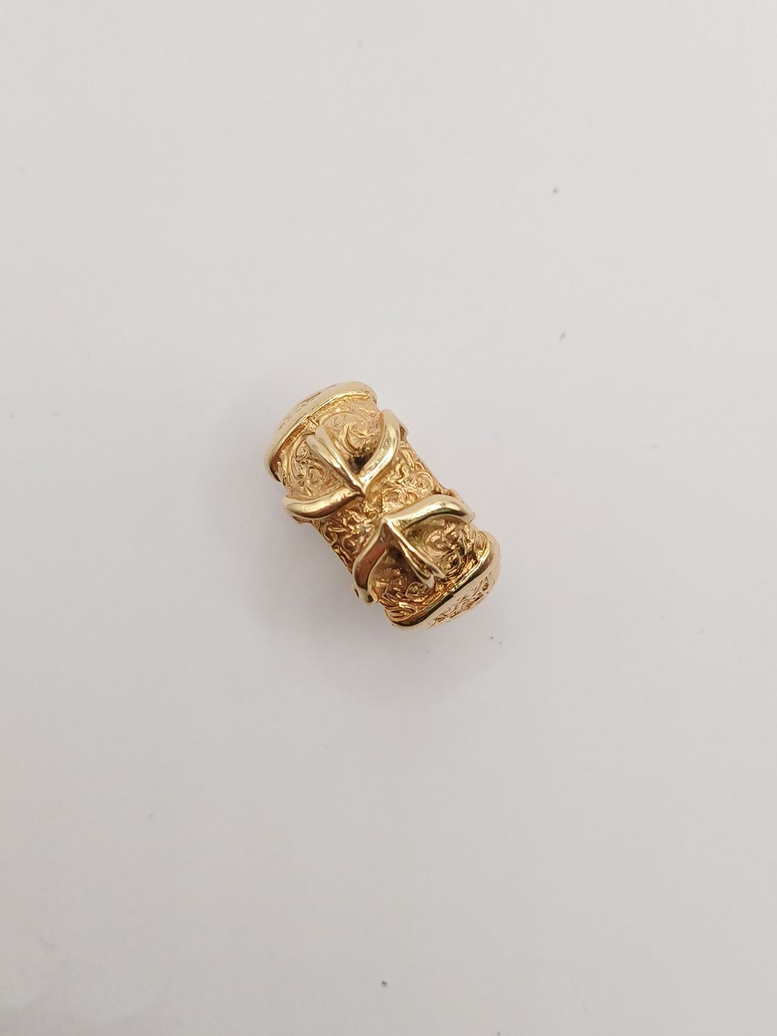9CT Yellow Solid Gold Wrap Buckle Ring Gents Men (Pre Owned) 9CT Yellow Solid Gold Wrap Buckle Ring Gents Men (Pre Owned)