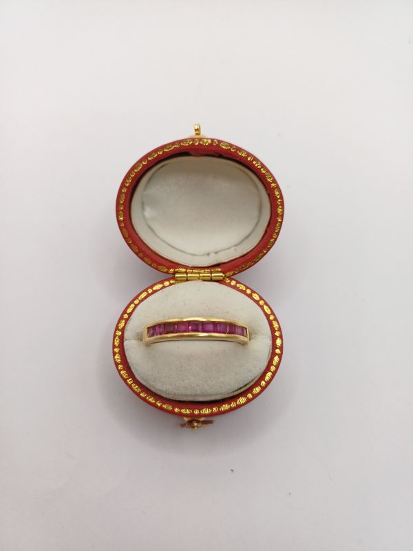 18CT Yellow Gold Ruby Half Eternity Ring Princess Cut (Pre Owned)