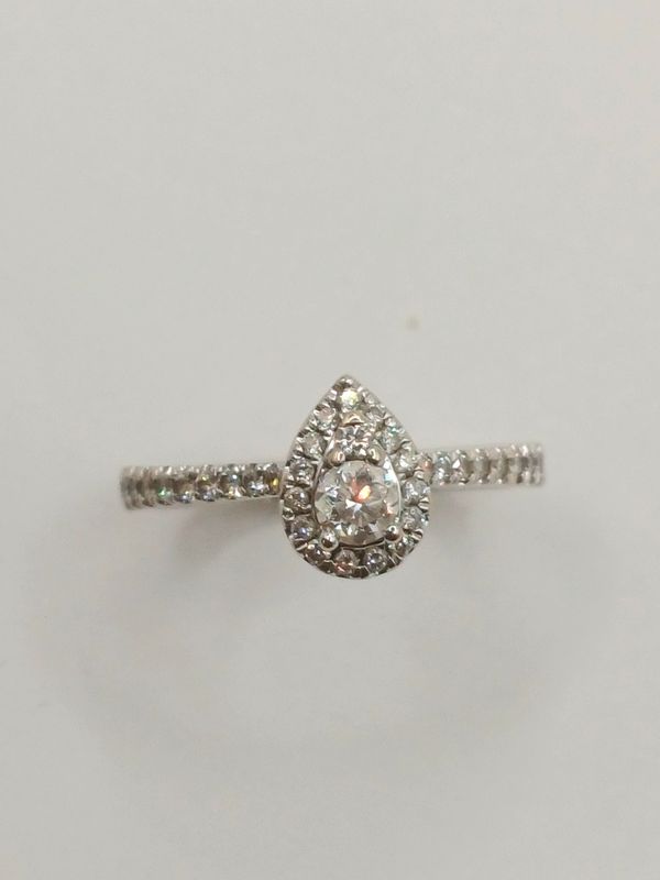 The Diamond Story 18ct White Gold Pear Design 0.50ct Diamond Engagement Ring GSI (Pre Owned)