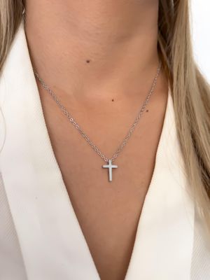 Collar cruz mini plateada acero inoxidable 