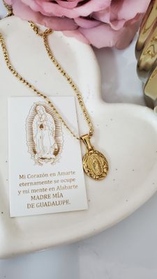 Tarjetita con cadena y medalla virgen de Gpe / acero inoxidable