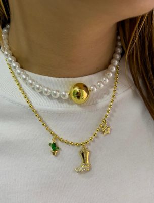 Collares