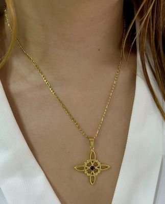 Cadena dije nudo de bruja / acero dorado