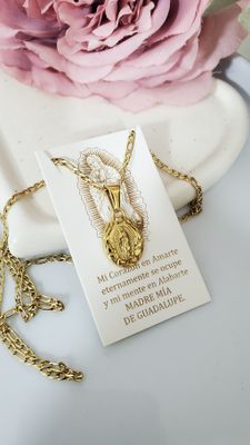 Tarjetita con cadena y medalla virgen de Gpe / acero inoxidable