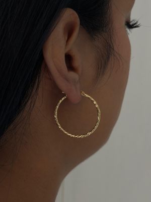 Arracadas delgadas diamantadas / chapa de oro