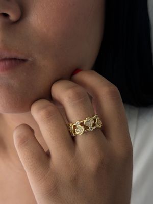 Anillo tréboles,  chapa de oro 