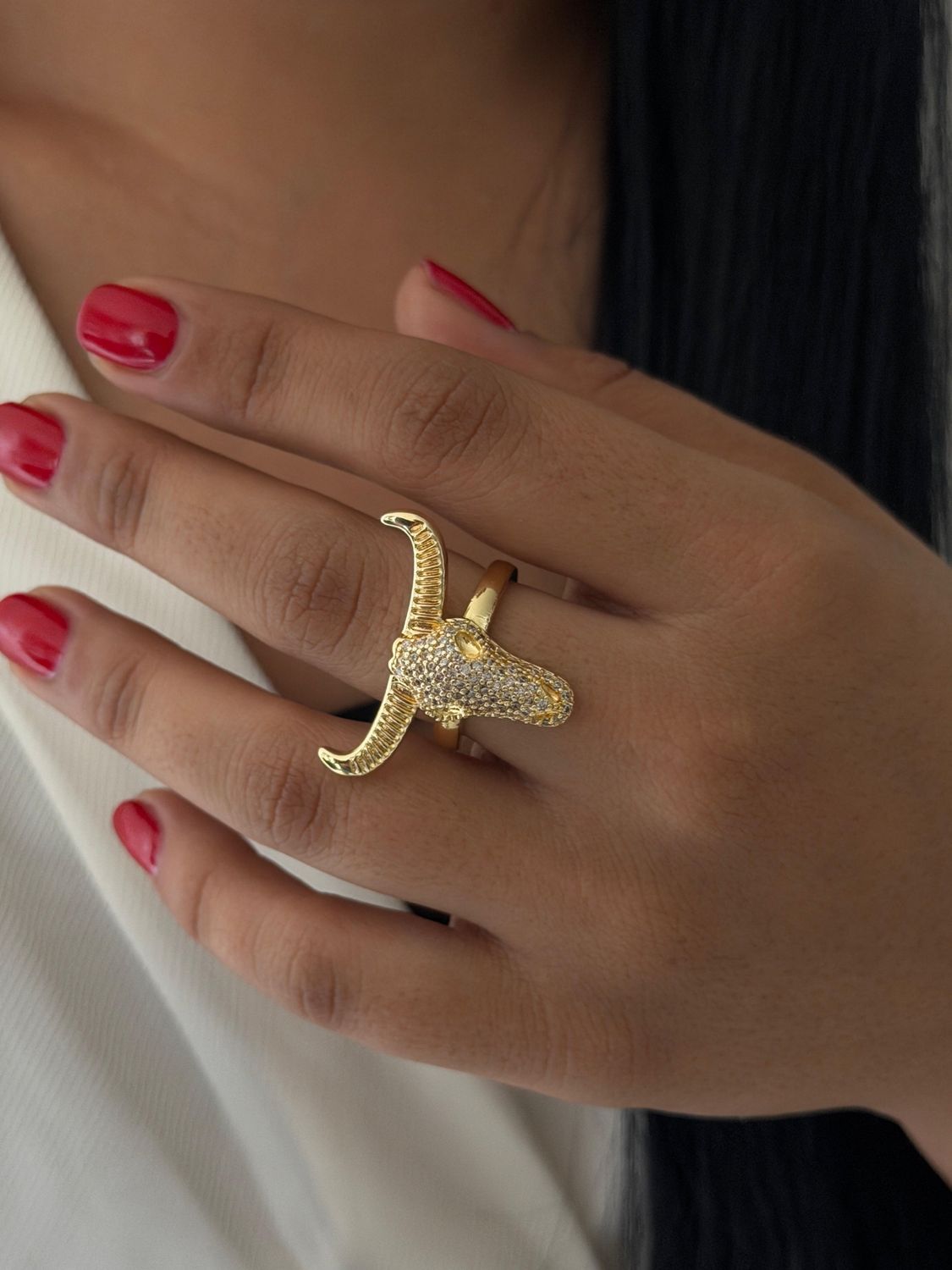 Anillo toro grande , chapa de oro