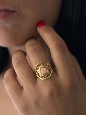 Anillo sol, acero dorado