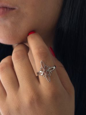 Anillo nudo de bruja , acero plateado 