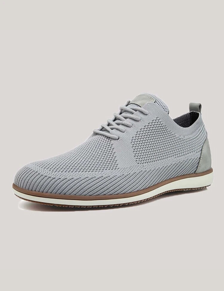 Baskets basses pour hommes avec laçage minimaliste sur le devant