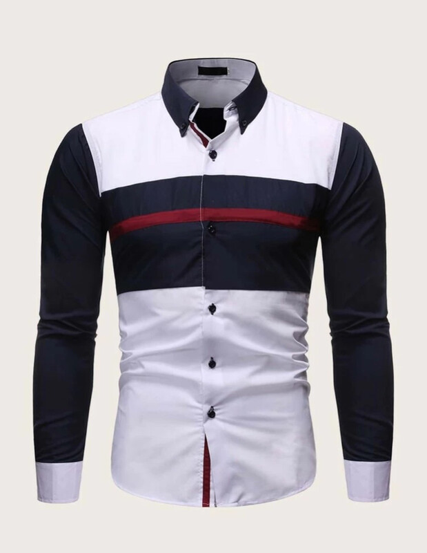 Chemise homme boutonnée devant coupée et cousue