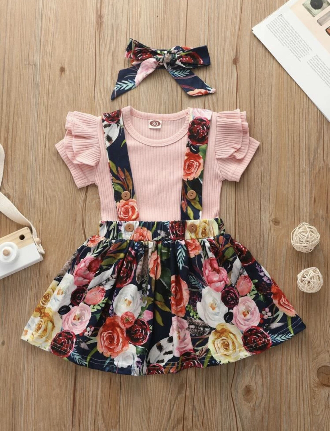 T-shirt en tricot côtelé uni pour toute-petite fille avec jupe chasuble à imprimé floral