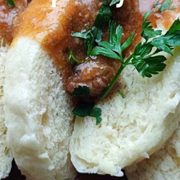 Polish Pampuchy - Steamed Kluski